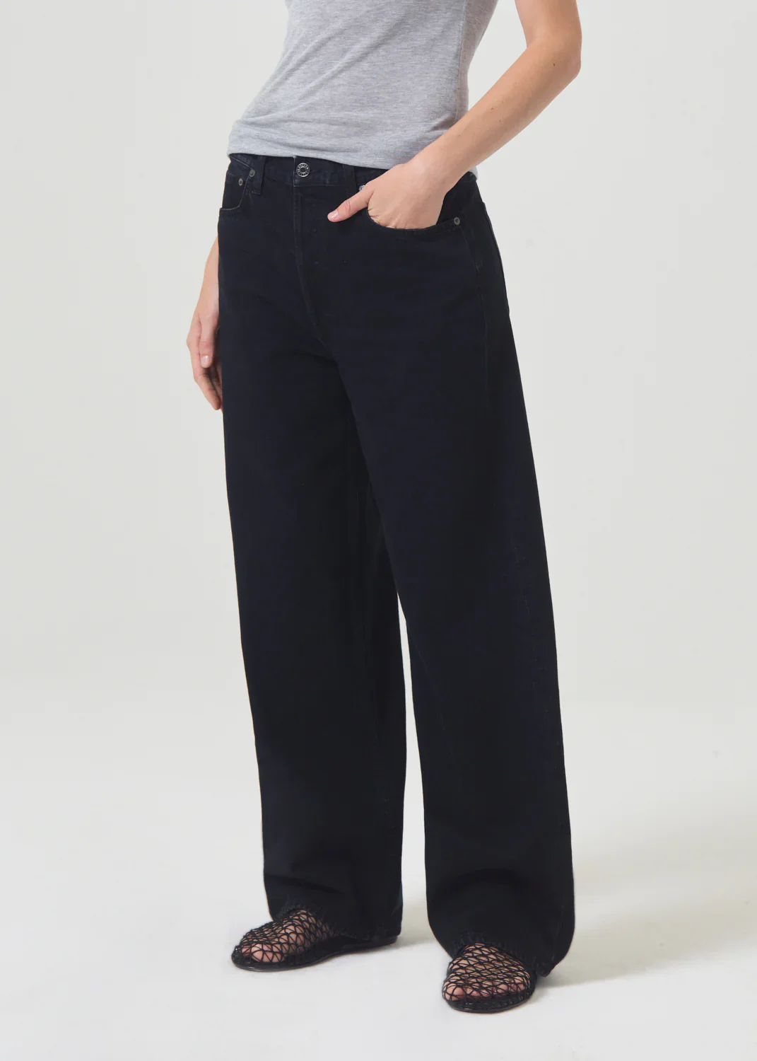 AGOLDE Low Slung Baggy 30.5” in Crushed Black - Image 2