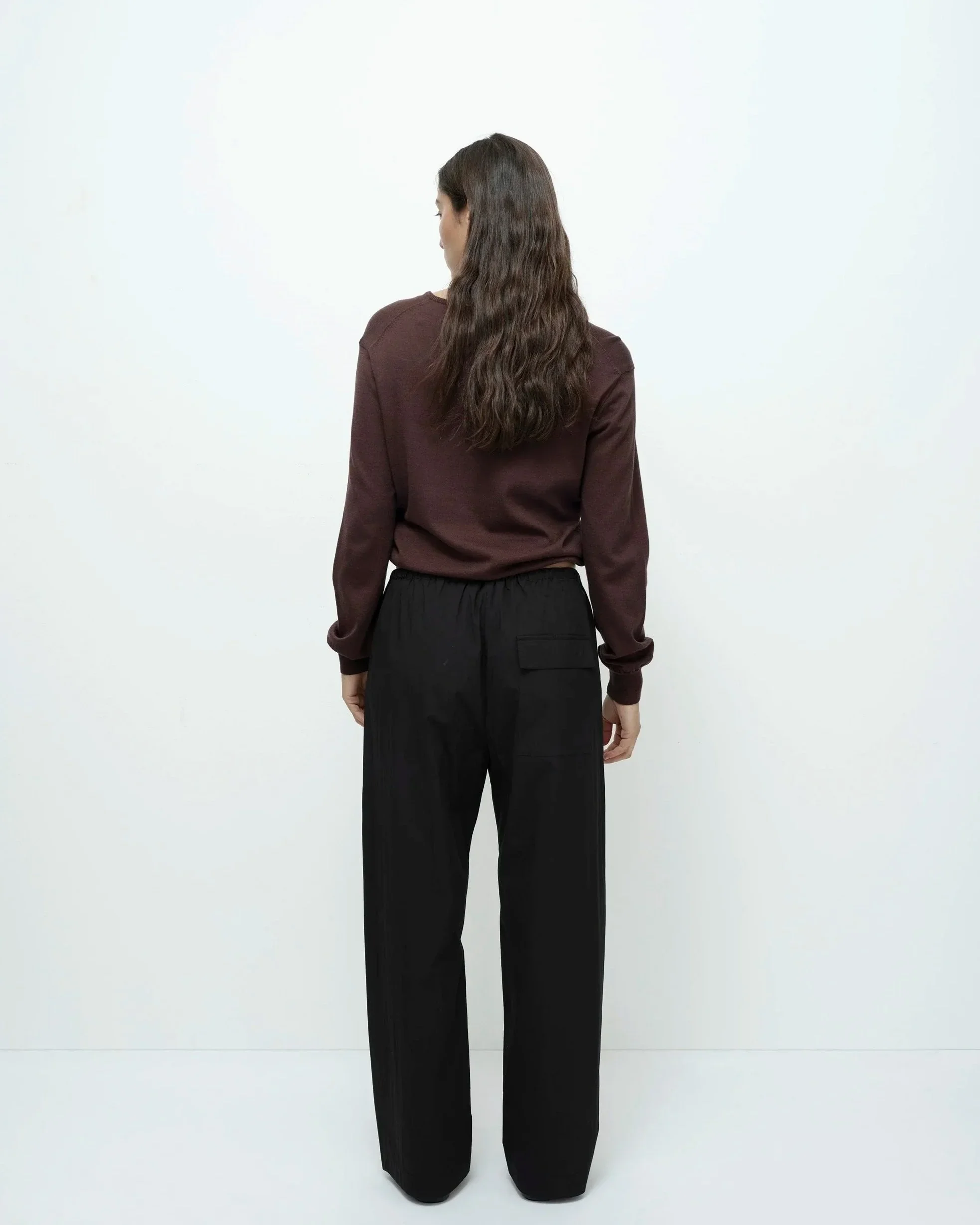 COTTON BLEND V-NECK KNIT TOP - BROWN - Image 3