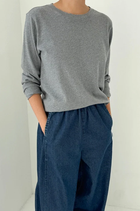 Every Day Long Sleeve Tee in Grey - Image 3