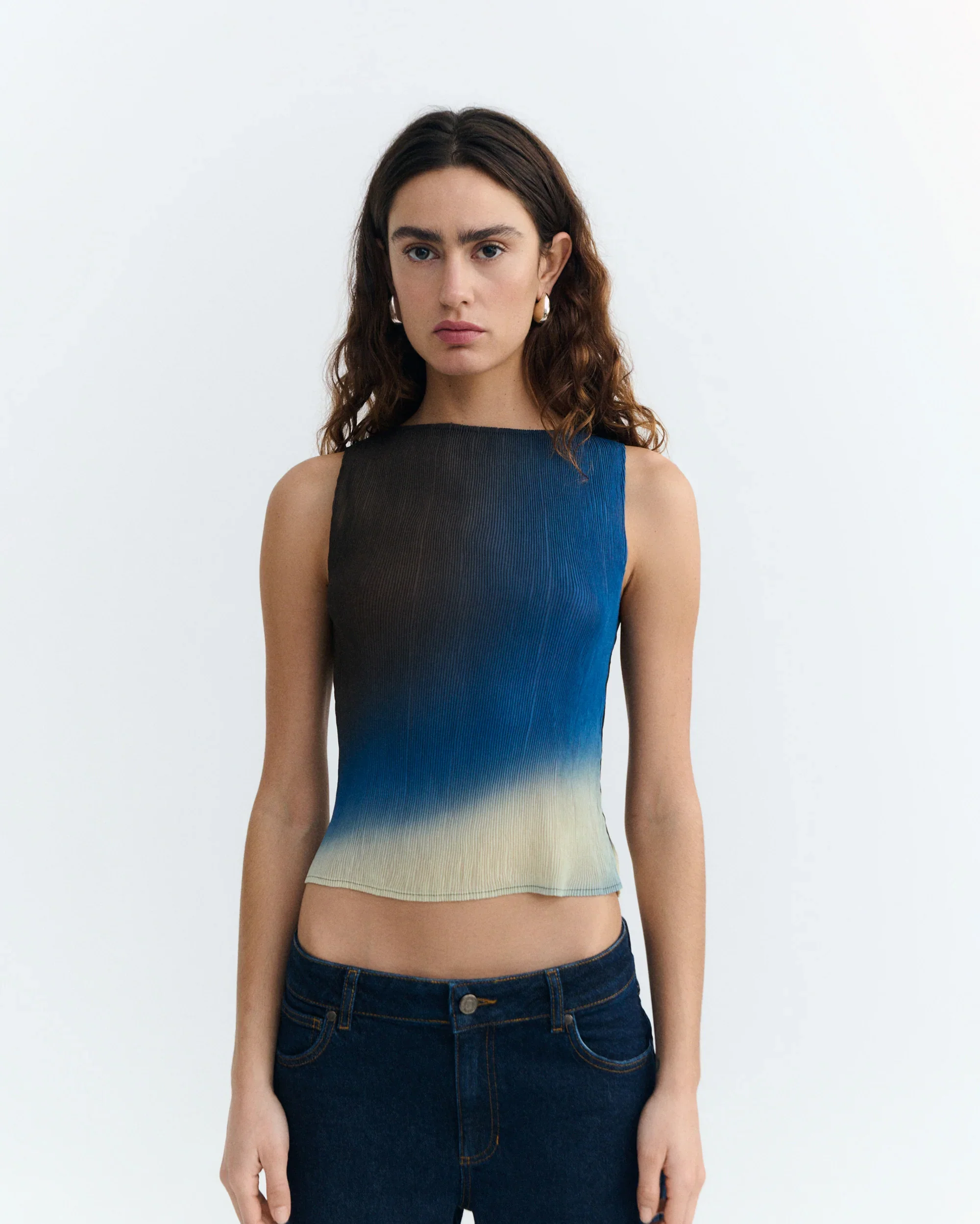 GLASS PLEATED DORA TOP