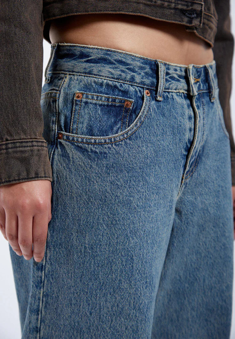 Rhue Jeans in Canyon Sky Retro Blue - Image 6