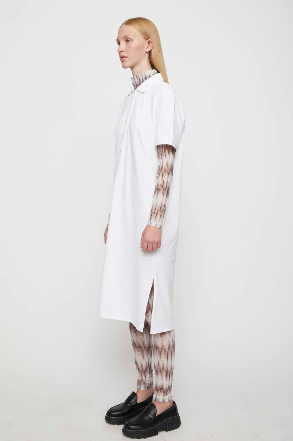 Santo Polo Dress in White - Image 4