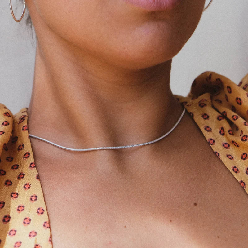 Snake Choker Necklace in Silver 16"