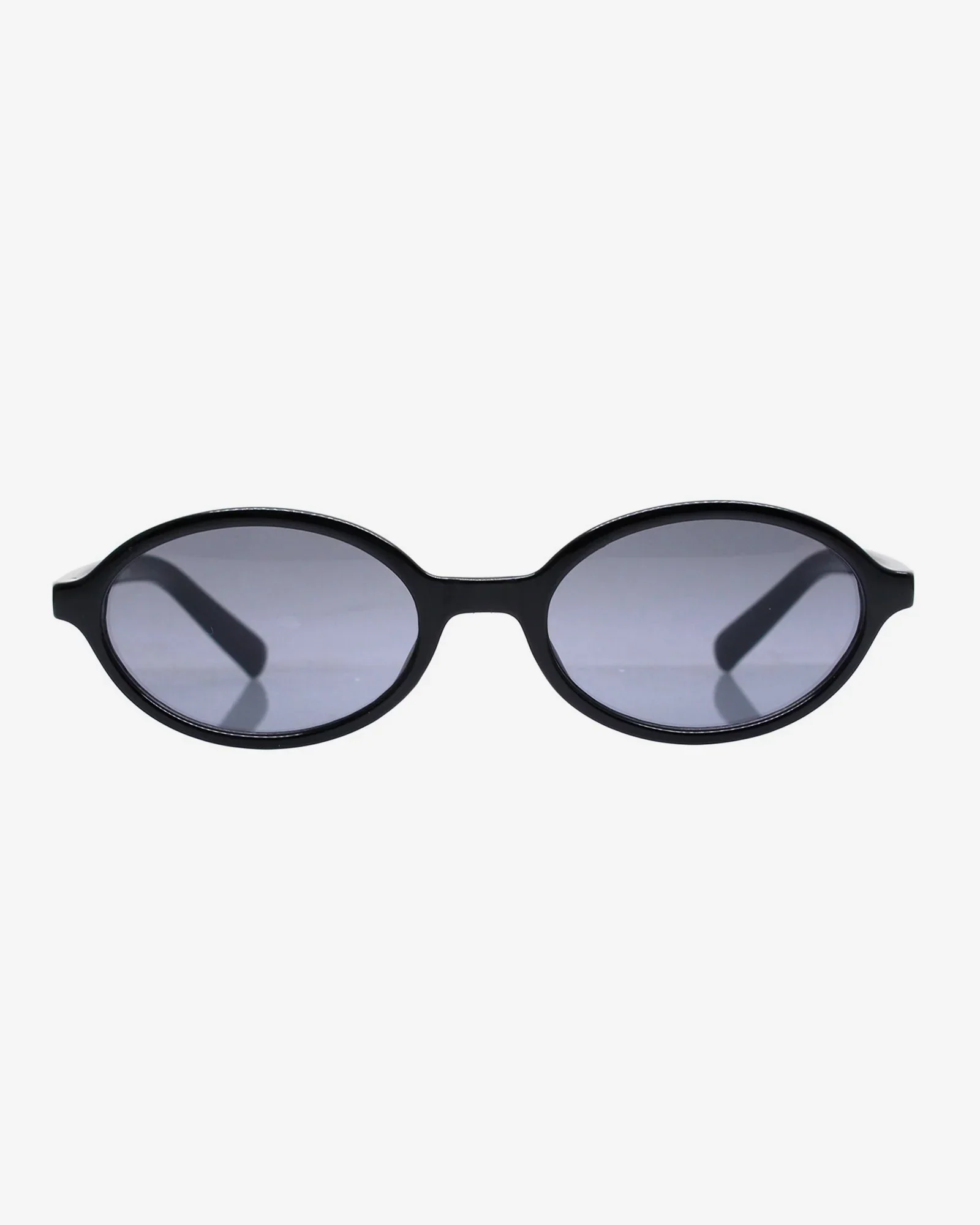 The Bessette Sunglasses in Jett Black