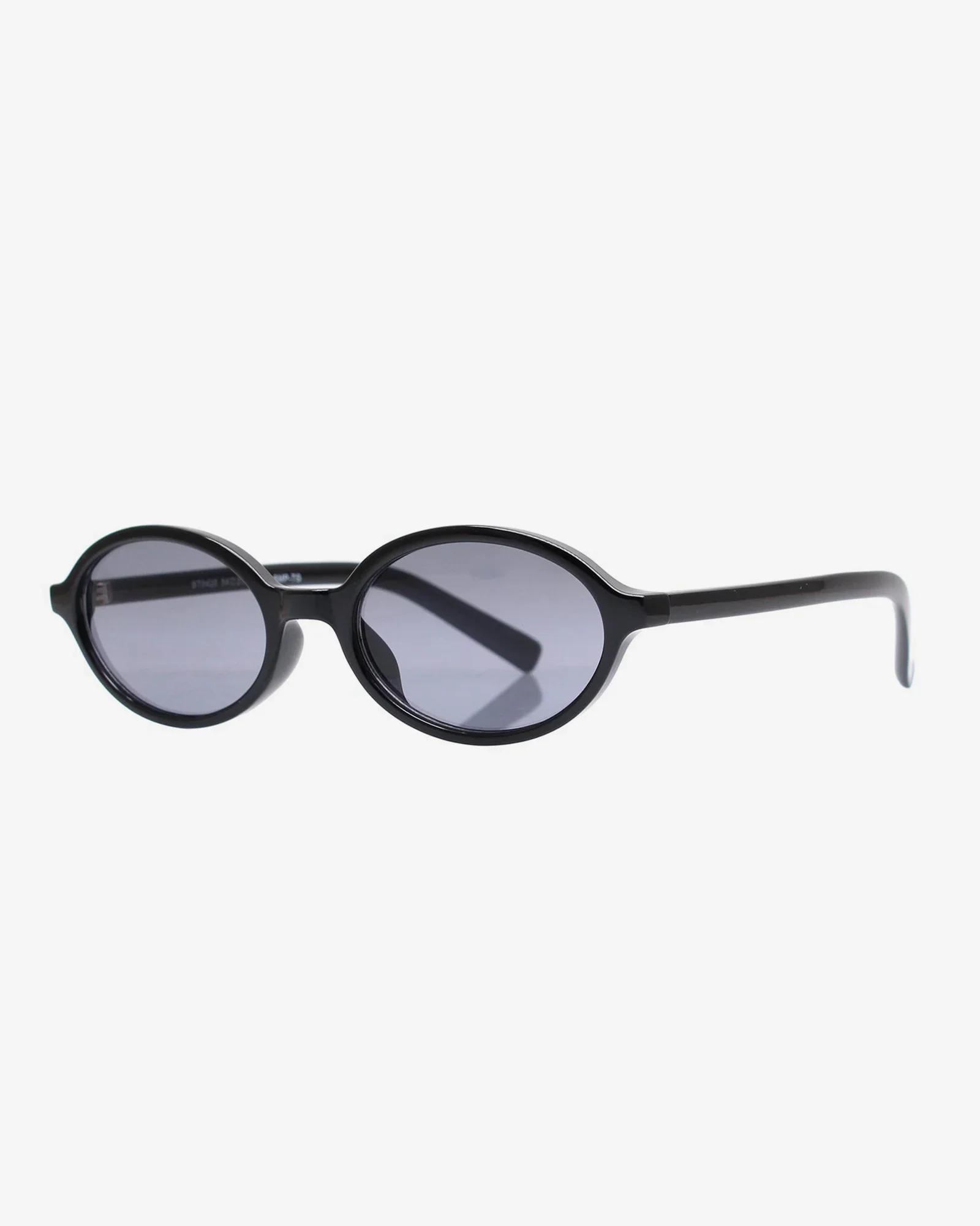 The Bessette Sunglasses in Jett Black - Image 3